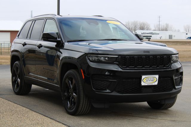 2023 Jeep Grand Cherokee Altitude 4x4