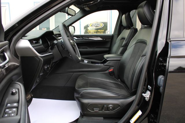 2023 Jeep Grand Cherokee Altitude 4x4
