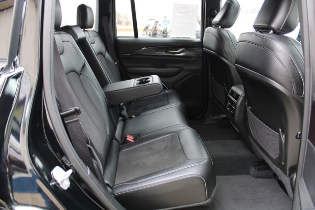 2023 Jeep Grand Cherokee Altitude 4x4