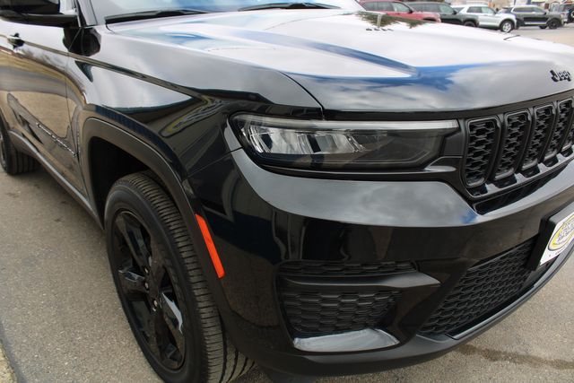 2023 Jeep Grand Cherokee Altitude 4x4