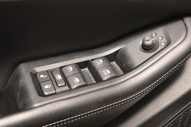 2023 Jeep Grand Cherokee Altitude | Branford, CT | Sound Auto Wholesalers