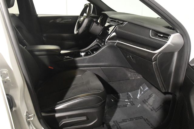 2023 Jeep Grand Cherokee Altitude | Branford, CT | Sound Auto Wholesalers