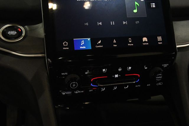 2023 Jeep Grand Cherokee 30th Anniversary 4xe | Branford, CT | Sound Auto Wholesalers 2023 Jeep Grand Cherokee 30th Anniversary 4xe | Branford, CT | Sound Auto Wholesalers