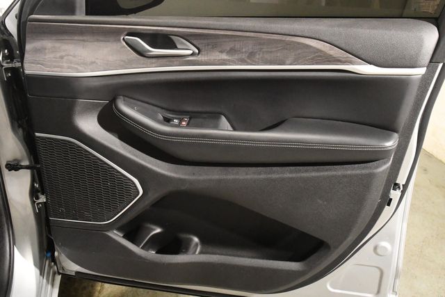 2023 Jeep Grand Cherokee 30th Anniversary 4xe | Branford, CT | Sound Auto Wholesalers 2023 Jeep Grand Cherokee 30th Anniversary 4xe | Branford, CT | Sound Auto Wholesalers