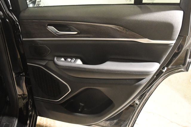 2023 Jeep Grand Cherokee 30th Anniversary 4xe | Branford, CT | Sound Auto Wholesalers 2023 Jeep Grand Cherokee 30th Anniversary 4xe | Branford, CT | Sound Auto Wholesalers