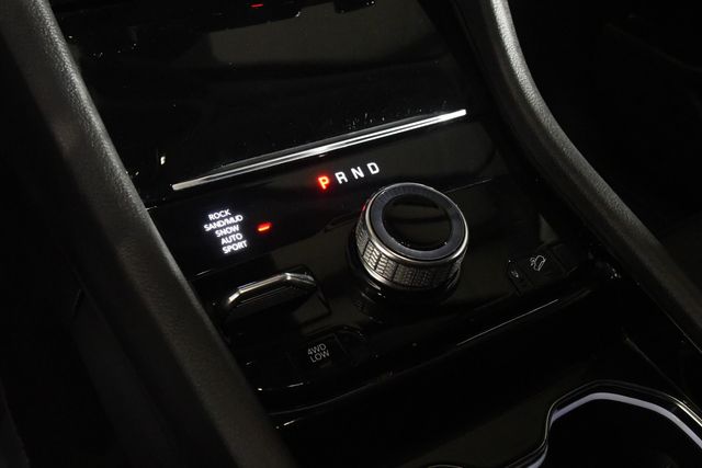 2023 Jeep Grand Cherokee 30th Anniversary 4xe | Branford, CT | Sound Auto Wholesalers