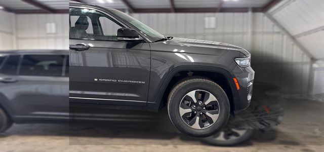 2023 Jeep GRAND CHEROKEE LIMITED 4XE | Houston, TX | Texas Star Motors 2023 Jeep GRAND CHEROKEE LIMITED 4XE | Houston, TX | Texas Star Motors