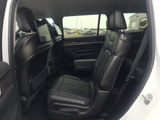 2023 Jeep Grand Cherokee L Limited | Granite City, Illinois | MasterCars Company Inc.