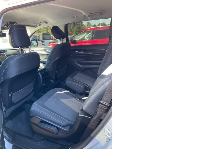 2023 Jeep Grand Cherokee L Laredo 2023 Jeep Grand Cherokee L Laredo