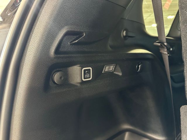 2023 Jeep Grand Cherokee L Altitude | Irving, Texas | Hopper Motorplex 2023 Jeep Grand Cherokee L Altitude | Irving, Texas | Hopper Motorplex