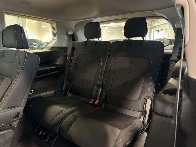 2023 Jeep Grand Cherokee L Laredo 4WD | Irving, Texas | Hopper Motorplex