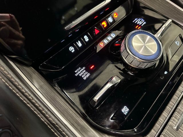 2023 Jeep Wagoneer Series III Preferred Equip | Irving, Texas | Hopper Motorplex