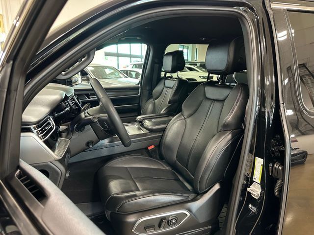 2023 Jeep Wagoneer Series III