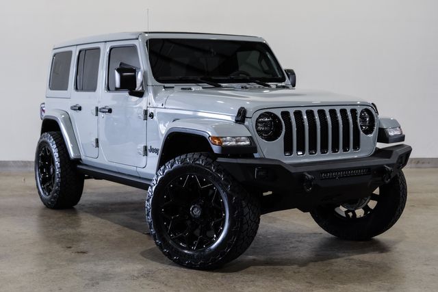 2023 Jeep Wrangler Unlimited Sahara 4x4 SKY TOP, LIFTED, BUMPERS, 33K | Carrollton, TX | Texas Vehicle Exchange