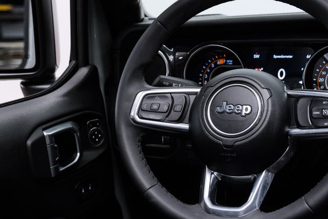 2023 Jeep Wrangler Unlimited Sahara 4x4 SKY TOP, LIFTED, BUMPERS, 33K | Carrollton, TX | Texas Vehicle Exchange 2023 Jeep Wrangler Unlimited Sahara 4x4 SKY TOP, LIFTED, BUMPERS, 33K | Carrollton, TX | Texas Vehicle Exchange