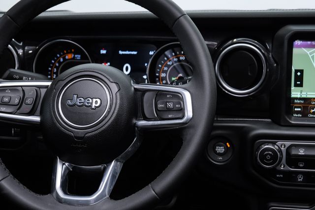 2023 Jeep Wrangler Unlimited Sahara 4x4 SKY TOP, LIFTED, BUMPERS, 33K | Carrollton, TX | Texas Vehicle Exchange 2023 Jeep Wrangler Unlimited Sahara 4x4 SKY TOP, LIFTED, BUMPERS, 33K | Carrollton, TX | Texas Vehicle Exchange