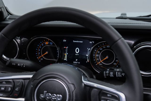 2023 Jeep Wrangler Unlimited Sahara 4x4 SKY TOP, LIFTED, BUMPERS, 33K | Carrollton, TX | Texas Vehicle Exchange 2023 Jeep Wrangler Unlimited Sahara 4x4 SKY TOP, LIFTED, BUMPERS, 33K | Carrollton, TX | Texas Vehicle Exchange