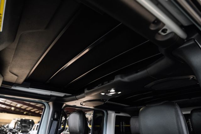 2023 Jeep Wrangler Unlimited Sahara 4x4 SKY TOP, LIFTED, BUMPERS, 33K | Carrollton, TX | Texas Vehicle Exchange 2023 Jeep Wrangler Unlimited Sahara 4x4 SKY TOP, LIFTED, BUMPERS, 33K | Carrollton, TX | Texas Vehicle Exchange