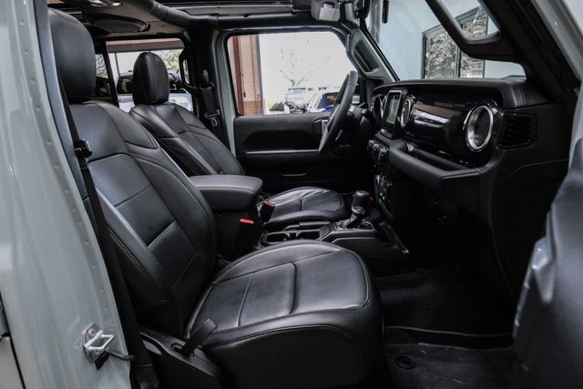 2023 Jeep Wrangler Unlimited Sahara 4x4 SKY TOP, LIFTED, BUMPERS, 33K | Carrollton, TX | Texas Vehicle Exchange 2023 Jeep Wrangler Unlimited Sahara 4x4 SKY TOP, LIFTED, BUMPERS, 33K | Carrollton, TX | Texas Vehicle Exchange