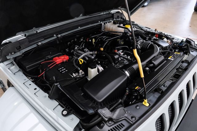 2023 Jeep Wrangler Unlimited Sahara 4x4 SKY TOP, LIFTED, BUMPERS, 33K | Carrollton, TX | Texas Vehicle Exchange 2023 Jeep Wrangler Unlimited Sahara 4x4 SKY TOP, LIFTED, BUMPERS, 33K | Carrollton, TX | Texas Vehicle Exchange