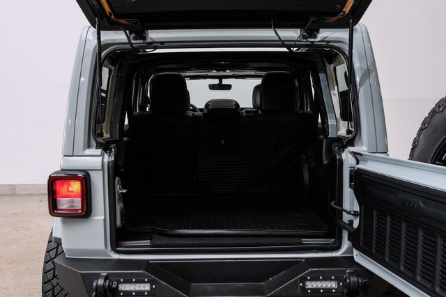 2023 Jeep Wrangler Unlimited Sahara 4x4 SKY TOP, LIFTED, BUMPERS, 33K | Carrollton, TX | Texas Vehicle Exchange 2023 Jeep Wrangler Unlimited Sahara 4x4 SKY TOP, LIFTED, BUMPERS, 33K | Carrollton, TX | Texas Vehicle Exchange