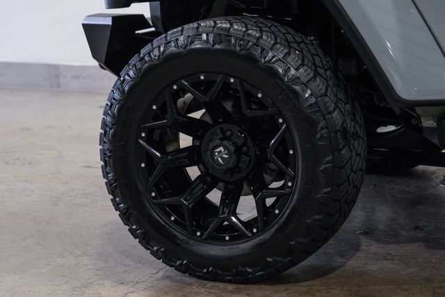 2023 Jeep Wrangler Unlimited Sahara 4x4 SKY TOP, LIFTED, BUMPERS, 33K | Carrollton, TX | Texas Vehicle Exchange