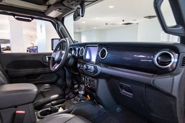 2023 Jeep Wrangler Sahara Altitude