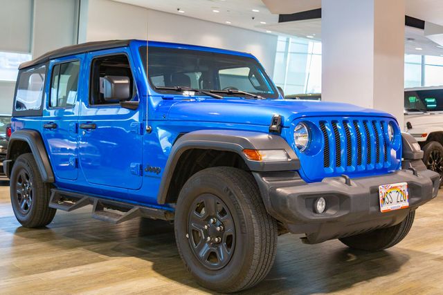 2023 Jeep Wrangler Unlimited Soft Top Sport