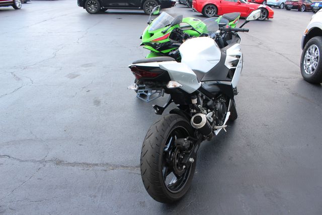 2023 Kawasaki Ninja 400 ABS | Granite City, Illinois | MasterCars Company Inc. 2023 Kawasaki Ninja 400 ABS | Granite City, Illinois | MasterCars Company Inc.