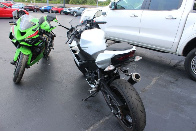 2023 Kawasaki Ninja 400 ABS | Granite City, Illinois | MasterCars Company Inc. 2023 Kawasaki Ninja 400 ABS | Granite City, Illinois | MasterCars Company Inc.