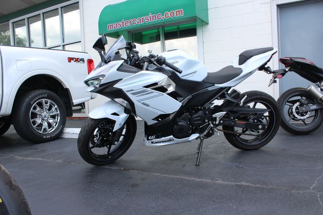 2023 Kawasaki Ninja 400 ABS | Granite City, Illinois | MasterCars Company Inc. 2023 Kawasaki Ninja 400 ABS | Granite City, Illinois | MasterCars Company Inc.