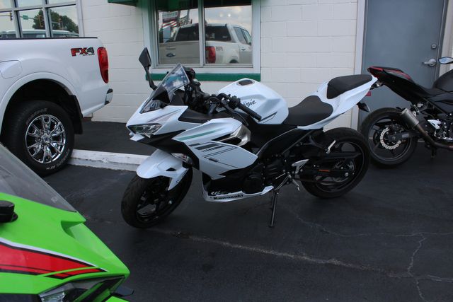 2023 Kawasaki Ninja 400 ABS | Granite City, Illinois | MasterCars Company Inc. 2023 Kawasaki Ninja 400 ABS | Granite City, Illinois | MasterCars Company Inc.
