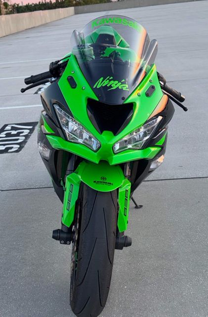 2023 Kawasaki Ninja ZX-6R KRT  | Dania Beach, Florida | Top Gear Inc.