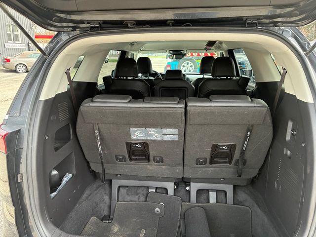 2023 Kia Carnival LX