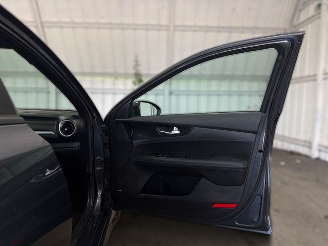 2023 Kia FORTE GT LINE 2023 Kia FORTE GT LINE