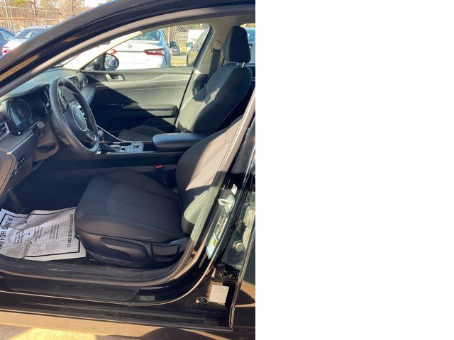 2023 Kia K5 LXS 2023 Kia K5 LXS