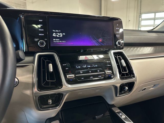 2023 Kia Sorento SX Panoramic Sunroof 12.3" Cluster | Irving, Texas | Hopper Motorplex 2023 Kia Sorento SX Panoramic Sunroof 12.3" Cluster | Irving, Texas | Hopper Motorplex