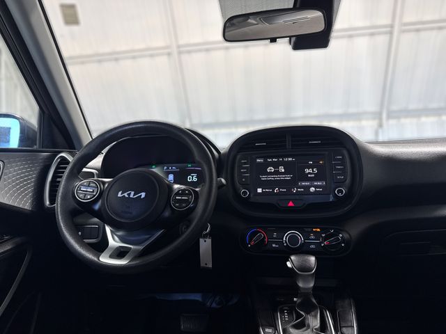 2023 Kia Soul LX 2023 Kia Soul LX