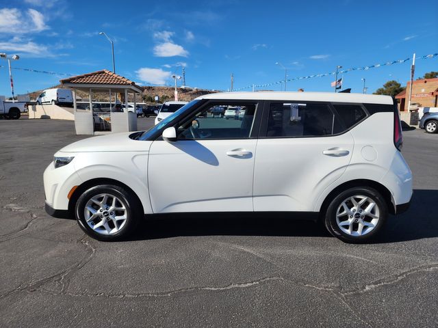 2023 Kia Soul LX 2023 Kia Soul LX