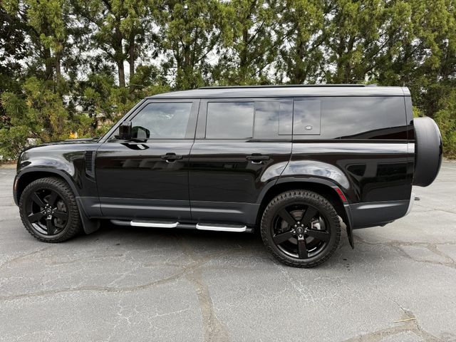 2023 Land Rover Defender 130 SE