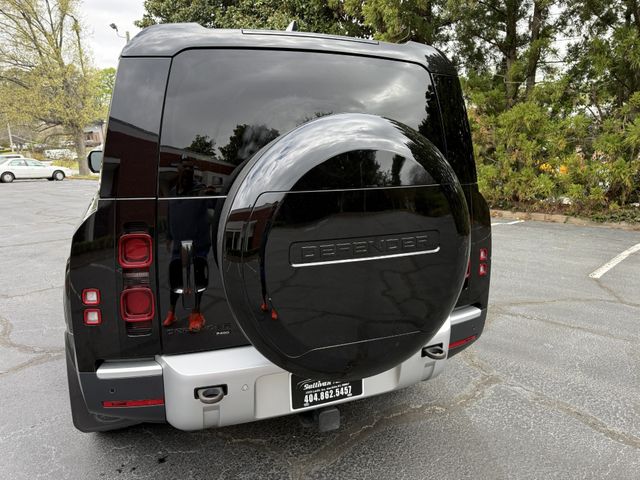 2023 Land Rover Defender 130 SE