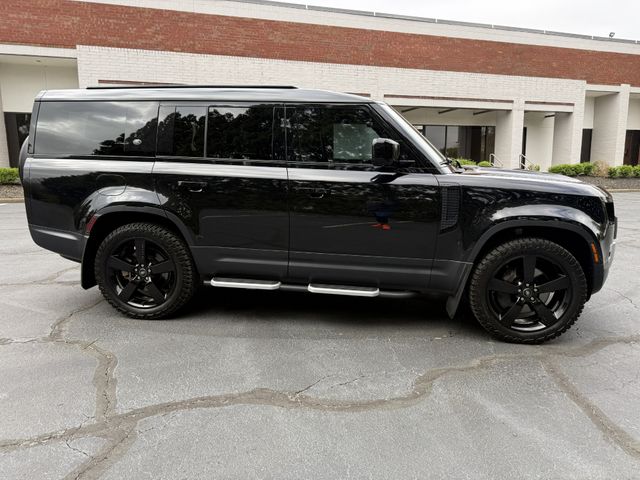 2023 Land Rover Defender 130 SE