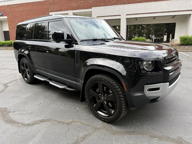 2023 Land Rover Defender 130 SE