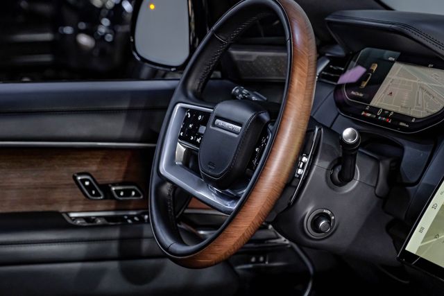 2023 Land Rover Range Rover P530 Autobiography LWB Shadow Exterior Pkg REAR TV | Dallas, TX | East Dallas Diesel 2023 Land Rover Range Rover P530 Autobiography LWB Shadow Exterior Pkg REAR TV | Dallas, TX | East Dallas Diesel