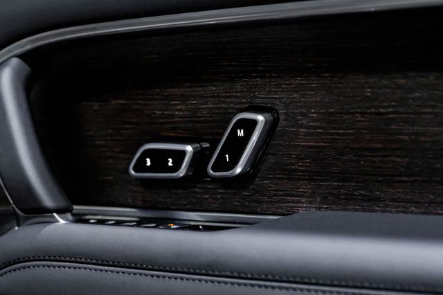 2023 Land Rover Range Rover P530 Autobiography LWB Shadow Exterior Pkg REAR TV | Dallas, TX | East Dallas Diesel 2023 Land Rover Range Rover P530 Autobiography LWB Shadow Exterior Pkg REAR TV | Dallas, TX | East Dallas Diesel