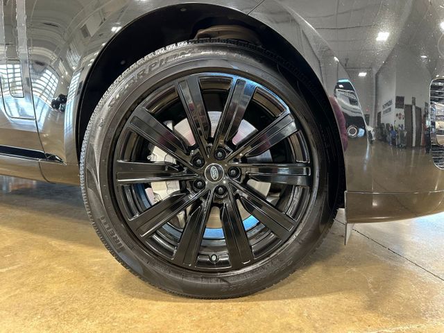 2023 Land Rover Range Rover SE AWD Shadow Exterior Pack 22" Gloss Black Win... | Irving, Texas | Hopper Motorplex 2023 Land Rover Range Rover SE AWD Shadow Exterior Pack 22" Gloss Black Win... | Irving, Texas | Hopper Motorplex