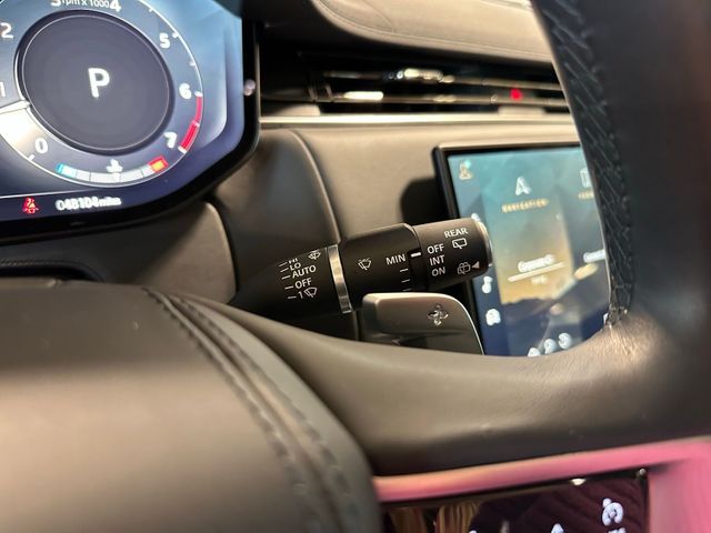 2023 Land Rover Range Rover SE AWD Shadow Exterior Pack 22" Gloss Black Win... | Irving, Texas | Hopper Motorplex 2023 Land Rover Range Rover SE AWD Shadow Exterior Pack 22" Gloss Black Win... | Irving, Texas | Hopper Motorplex