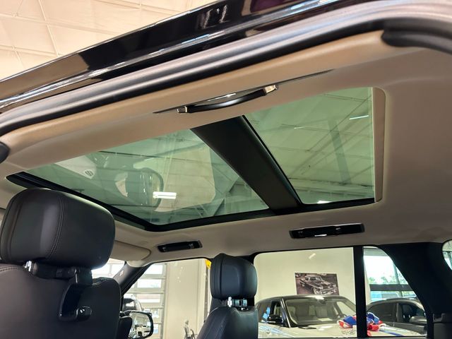 2023 Land Rover Range Rover SE AWD Shadow Exterior Pack 22" Gloss Black Win... | Irving, Texas | Hopper Motorplex 2023 Land Rover Range Rover SE AWD Shadow Exterior Pack 22" Gloss Black Win... | Irving, Texas | Hopper Motorplex