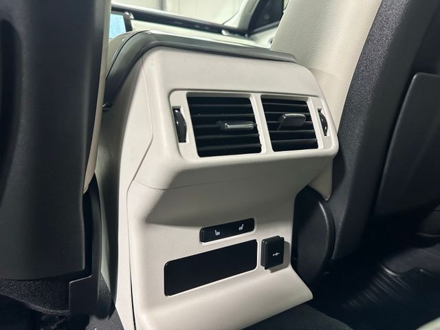 2023 Land Rover Range Rover Velar R-Dynamic S MHEV | Irving, Texas | Hopper Motorplex 2023 Land Rover Range Rover Velar R-Dynamic S MHEV | Irving, Texas | Hopper Motorplex