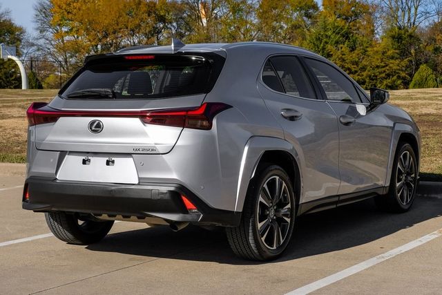 2023 Lexus UX 250h Premium 2023 Lexus UX 250h Premium